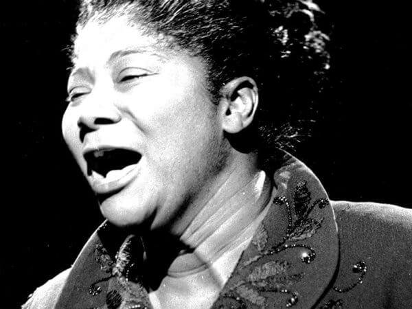 Top 10 Best Gospel Artists and Songs of All Time
